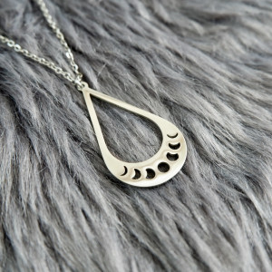 Selene Necklace